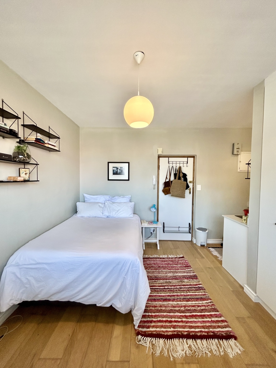 0 Bedroom Property for Sale in Sea Point Western Cape